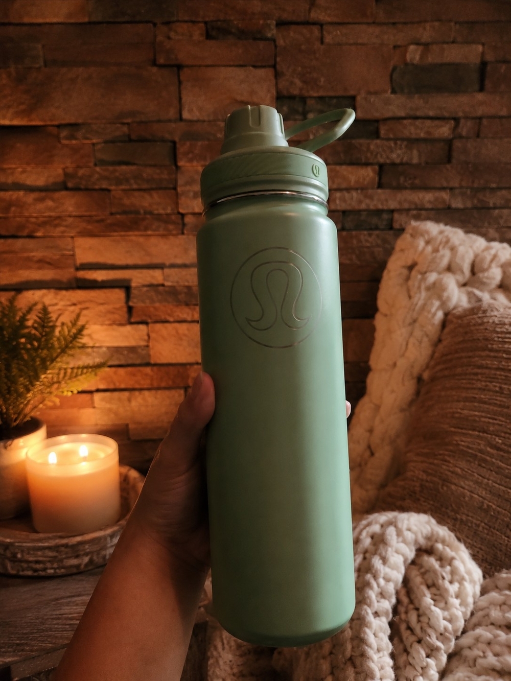 BACK 2 SCHOOL📝lululemon athletica Mint Green Insulated Stainless Water Bottle - Picture 1 of 1